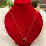 18K GOLD VCA NECKLACE RED