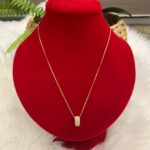 18K GOLD STONE NECKLACE